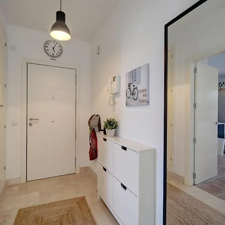 New! Sunset Flat! 127 Apartment