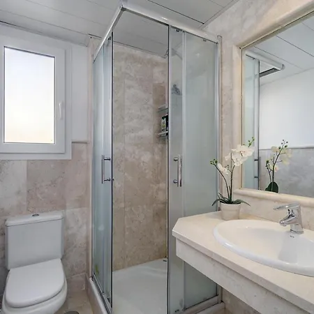 New! Sunset Flat! 127 Apartment