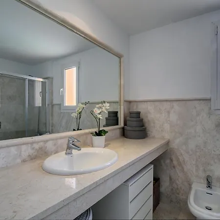 Apartment New! Sunset Flat! 127